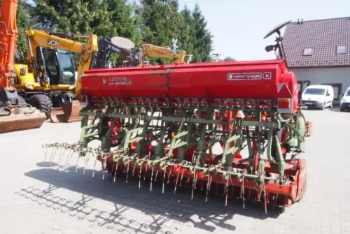 Agregat uprawowo-siewny Kuhn HRB 301 2000 brona aktywna wirująca KUHN NODET - آلة البذار متعددة الوظائف: صورة 4 Agregat uprawowo-siewny Kuhn HRB 301 2000 brona aktywna wirująca KUHN NODET - آلة البذار متعددة الوظائف: صورة 4