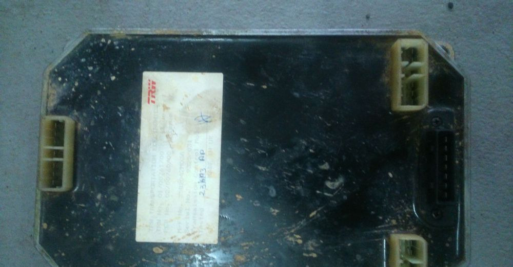 Części do Ciągnika Massey Ferguson MF 3000, 6300 MODUŁ STERUJĄCY SKRZYNI BIEGÓW AUTOTRONIC 1 MASSEY FERGUSON - وحدة تحكم الكتروني - الآلات الزراعية: صورة 1 Części do Ciągnika Massey Ferguson MF 3000, 6300 MODUŁ STERUJĄCY SKRZYNI BIEGÓW AUTOTRONIC 1 MASSEY FERGUSON - وحدة تحكم الكتروني - الآلات الزراعية: صورة 1