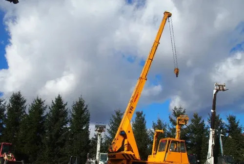 Dźwig Demag V72 1991 Dźwig żuraw Demag V72 12T 13m - موبايل كرين: صورة 5 Dźwig Demag V72 1991 Dźwig żuraw Demag V72 12T 13m - موبايل كرين: صورة 5