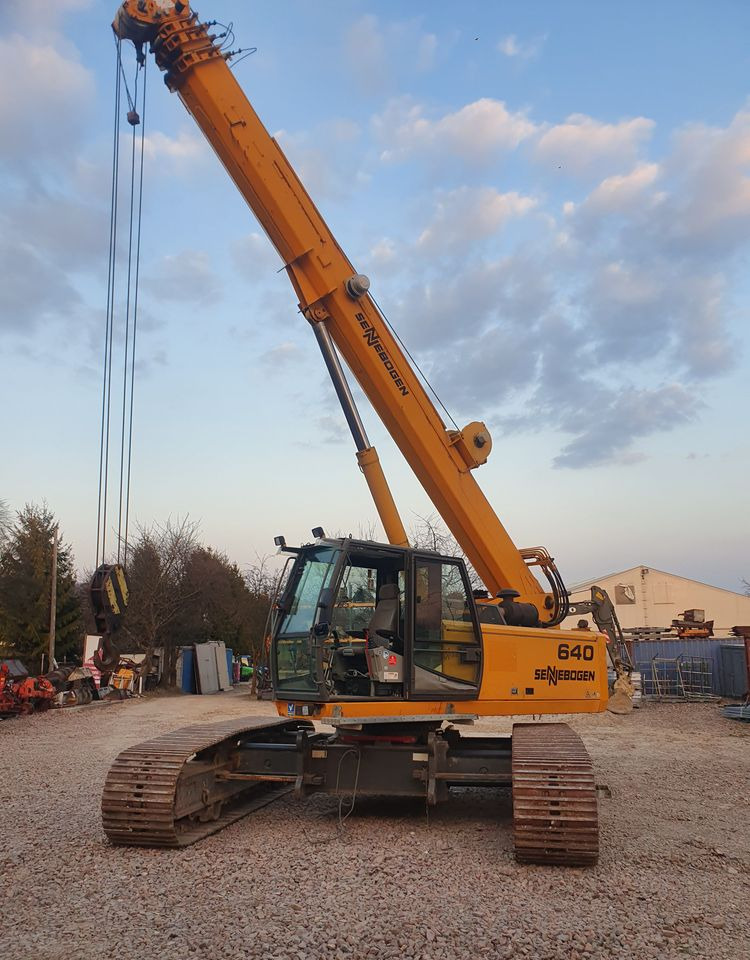 Dźwigi, żurawie, podnośniki Sennebogen 640RH Dźwig 40t 30m - رافعة مجنزرة: صورة 1 Dźwigi, żurawie, podnośniki Sennebogen 640RH Dźwig 40t 30m - رافعة مجنزرة: صورة 1
