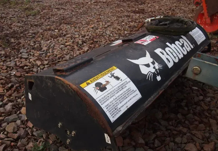 Glebogryzarka 2010 do BOBCATA - محراث الدوار: صورة 5 Glebogryzarka 2010 do BOBCATA - محراث الدوار: صورة 5