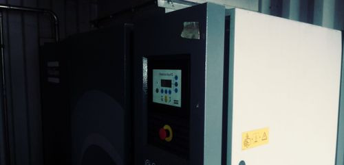 Kompresor Atlas Copco Atlas Copco GA37 Plus 2006 Kompresor sprężarka śrubowa - الضاغط: صورة 2 Kompresor Atlas Copco Atlas Copco GA37 Plus 2006 Kompresor sprężarka śrubowa - الضاغط: صورة 2