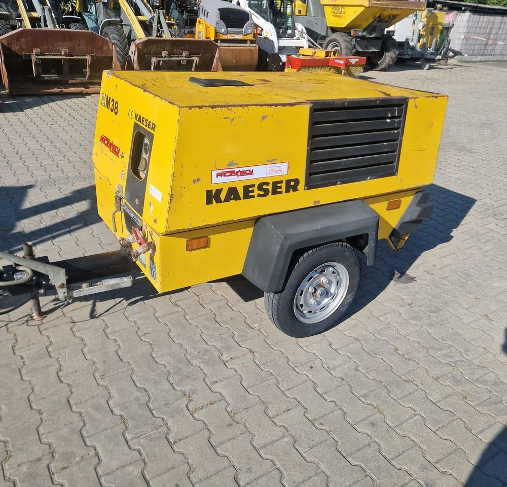 Kompresor Kaeser Kaeser M38 1999 Kompresor sprężarka śrubowa - الضاغط: صورة 1 Kompresor Kaeser Kaeser M38 1999 Kompresor sprężarka śrubowa - الضاغط: صورة 1