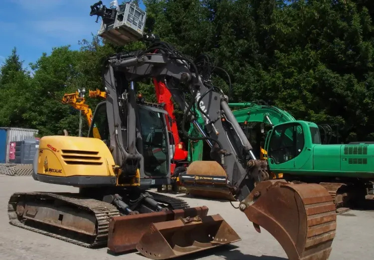 Koparka gąsienicowa Mecalac MC 714 2009 Koparka Mecalac - حفار زحاف: صورة 2 Koparka gąsienicowa Mecalac MC 714 2009 Koparka Mecalac - حفار زحاف: صورة 2