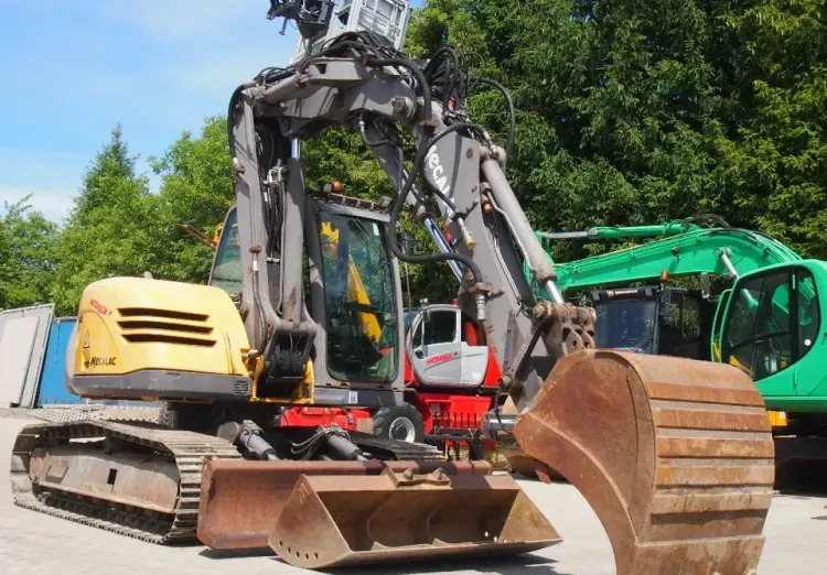 Koparka gąsienicowa Mecalac MC 714 2009 Koparka Mecalac - حفار زحاف: صورة 1 Koparka gąsienicowa Mecalac MC 714 2009 Koparka Mecalac - حفار زحاف: صورة 1