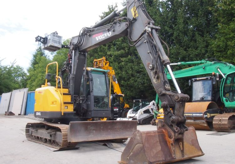 Koparka gąsienicowa Volvo ECR145D 2010 KOPARKA VOLVO - حفار زحاف: صورة 2 Koparka gąsienicowa Volvo ECR145D 2010 KOPARKA VOLVO - حفار زحاف: صورة 2