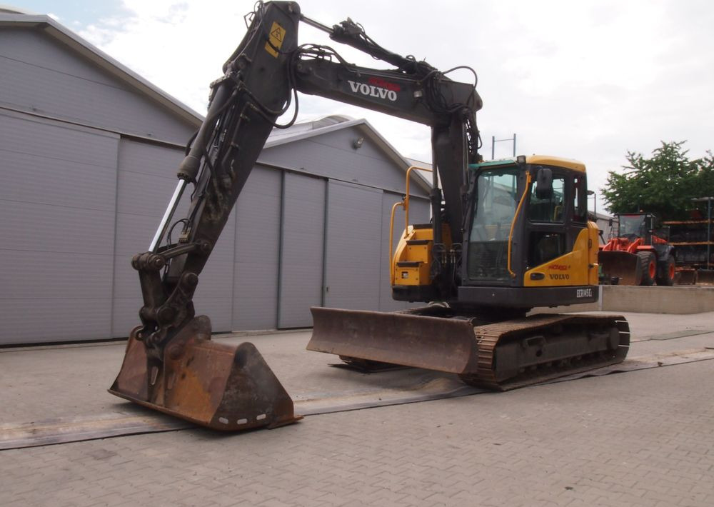 Koparka gąsienicowa Volvo ECR145D 2010 KOPARKA VOLVO - حفار زحاف: صورة 4 Koparka gąsienicowa Volvo ECR145D 2010 KOPARKA VOLVO - حفار زحاف: صورة 4