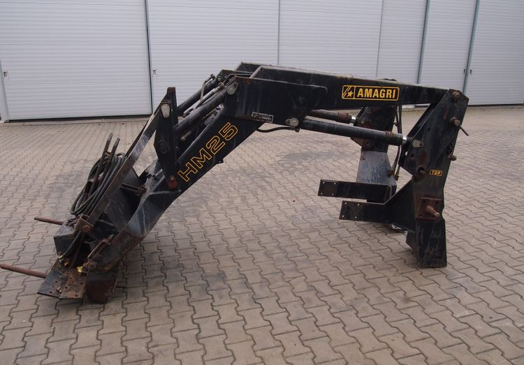 Ładowacz czołowy Amagri HM 25 1999 Tur AMAGRI do Renault 90-34 - رافعة أمامية للجرار: صورة 1 Ładowacz czołowy Amagri HM 25 1999 Tur AMAGRI do Renault 90-34 - رافعة أمامية للجرار: صورة 1