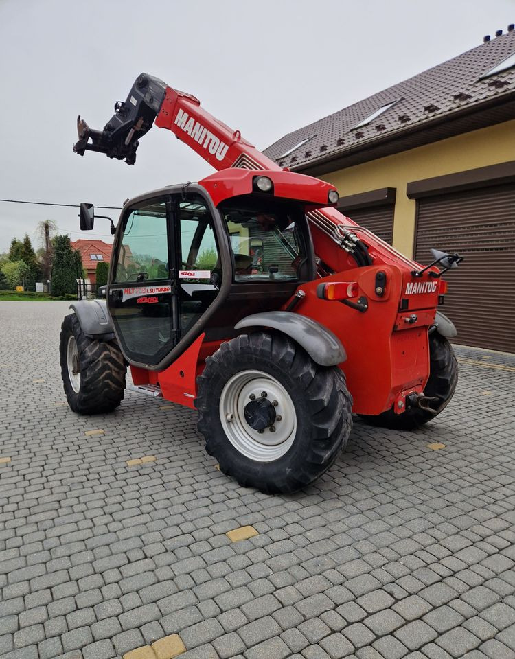 Ładowarka teleskopowa Manitou MLT 735-120 LSU 2012 Ładowarka teleskopowa Manitou MLT 735-120 LSU - رافعة تلسكوبية: صورة 3 Ładowarka teleskopowa Manitou MLT 735-120 LSU 2012 Ładowarka teleskopowa Manitou MLT 735-120 LSU - رافعة تلسكوبية: صورة 3