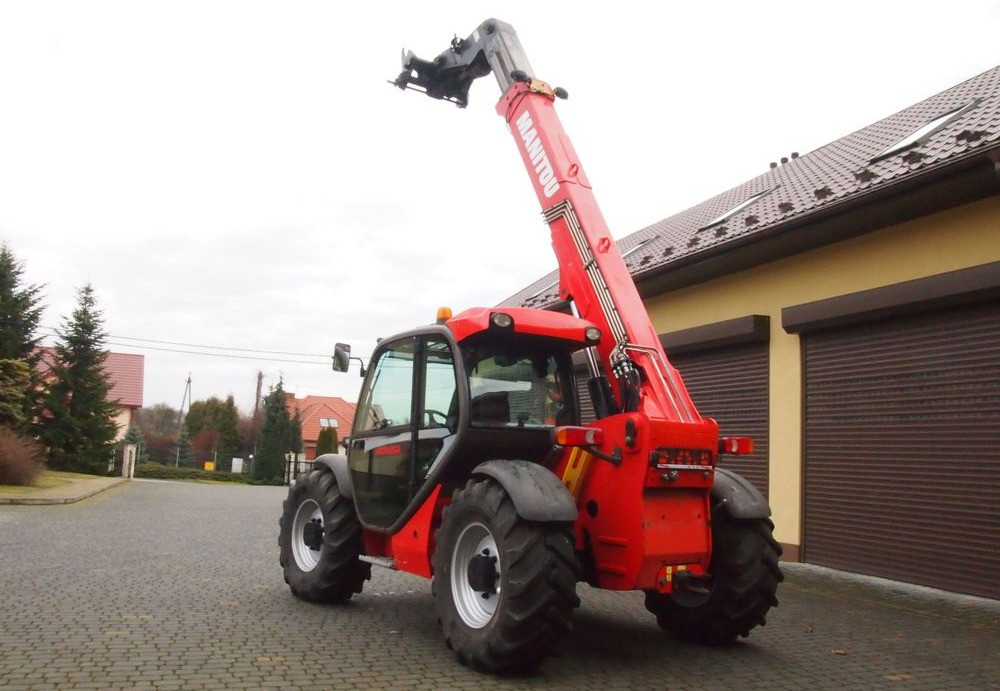 Ładowarka teleskopowa Manitou MLT 735-120LSU 2012 Manitou Silnik Mercedes - رافعة تلسكوبية: صورة 3 Ładowarka teleskopowa Manitou MLT 735-120LSU 2012 Manitou Silnik Mercedes - رافعة تلسكوبية: صورة 3