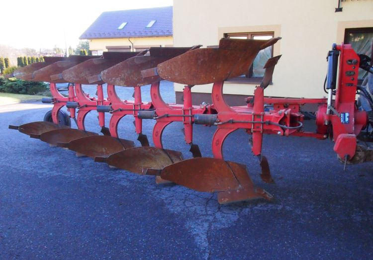 Pług obrotowy GREGOIRE-BESSON RY47 2000 Zabezpieczenie korpusów hydrauliczne - محراث: صورة 5 Pług obrotowy GREGOIRE-BESSON RY47 2000 Zabezpieczenie korpusów hydrauliczne - محراث: صورة 5