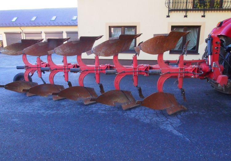 Pług obrotowy GREGOIRE-BESSON RY47 2000 Zabezpieczenie korpusów hydrauliczne - محراث: صورة 4 Pług obrotowy GREGOIRE-BESSON RY47 2000 Zabezpieczenie korpusów hydrauliczne - محراث: صورة 4