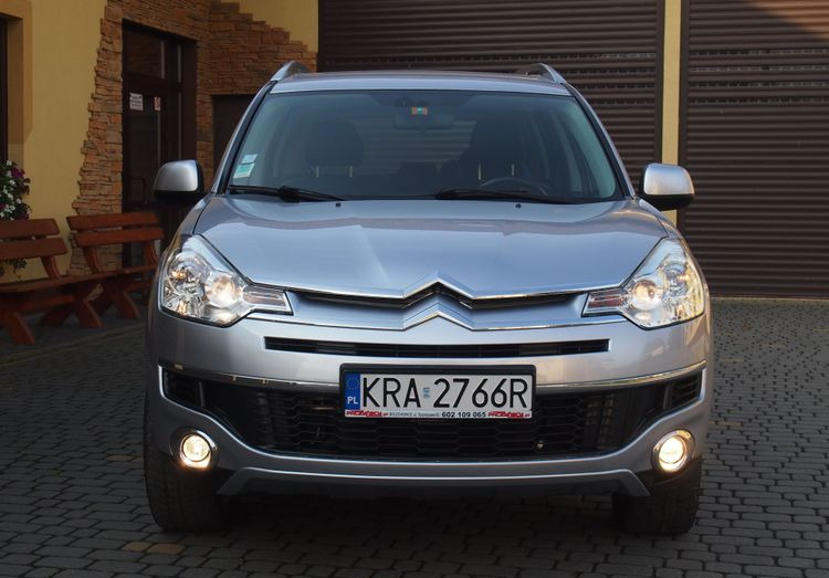 Samochód Citroen C-Crosser 2.2 HDI 2010 Samochód osobowy SUW 4x4 - سيارة: صورة 4 Samochód Citroen C-Crosser 2.2 HDI 2010 Samochód osobowy SUW 4x4 - سيارة: صورة 4