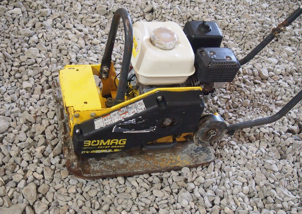 Ubijarka Bomag BVP 18/45 2019 Zagęszczarka Bomag 91 - لوحة اهتزازية: صورة 1 Ubijarka Bomag BVP 18/45 2019 Zagęszczarka Bomag 91 - لوحة اهتزازية: صورة 1
