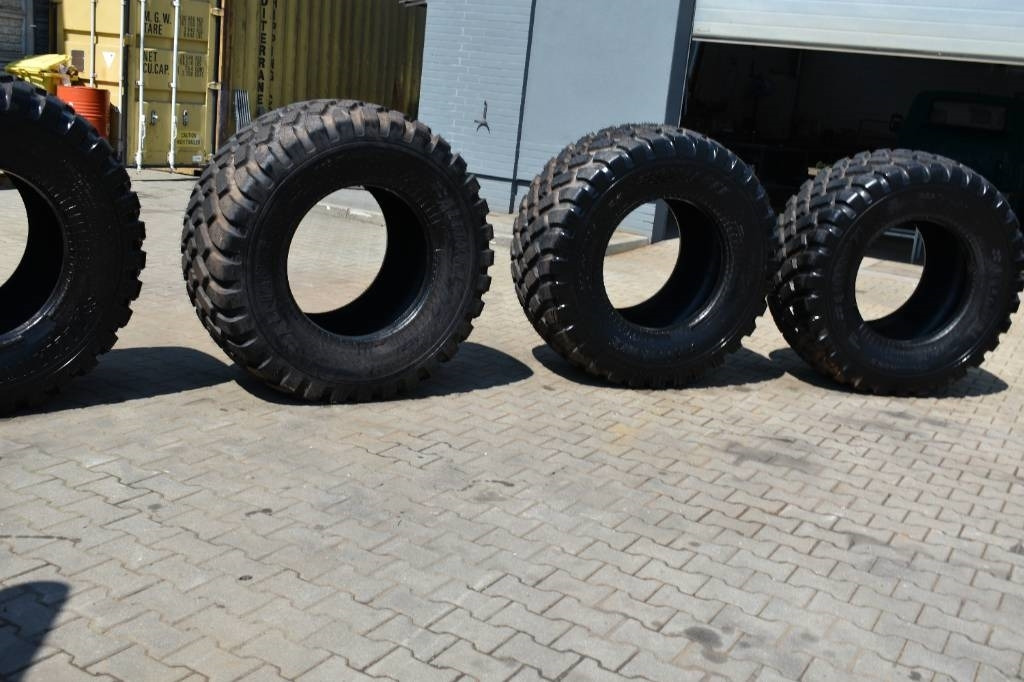 Alliance 600/55R26.5 / 882/ 165D /Steel Belted TL - إطارات - الآلات الزراعية: صورة 2 Alliance 600/55R26.5 / 882/ 165D /Steel Belted TL - إطارات - الآلات الزراعية: صورة 2