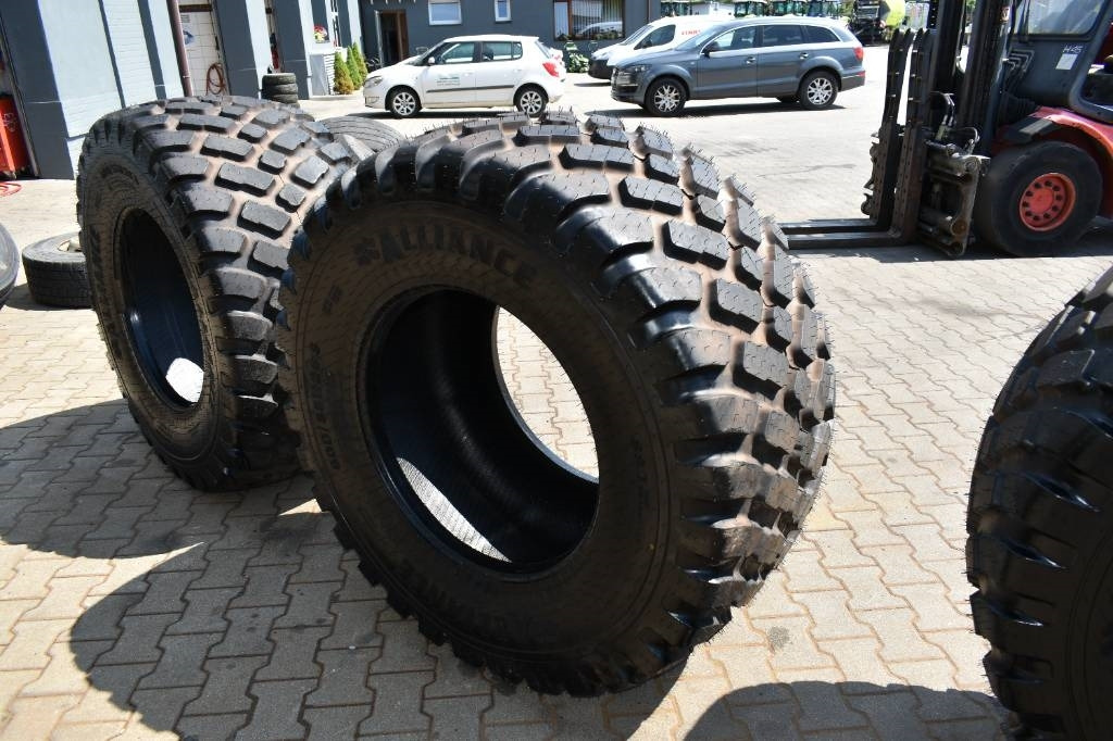 Alliance 600/55R26.5 / 882/ 165D /Steel Belted TL - إطارات - الآلات الزراعية: صورة 4 Alliance 600/55R26.5 / 882/ 165D /Steel Belted TL - إطارات - الآلات الزراعية: صورة 4