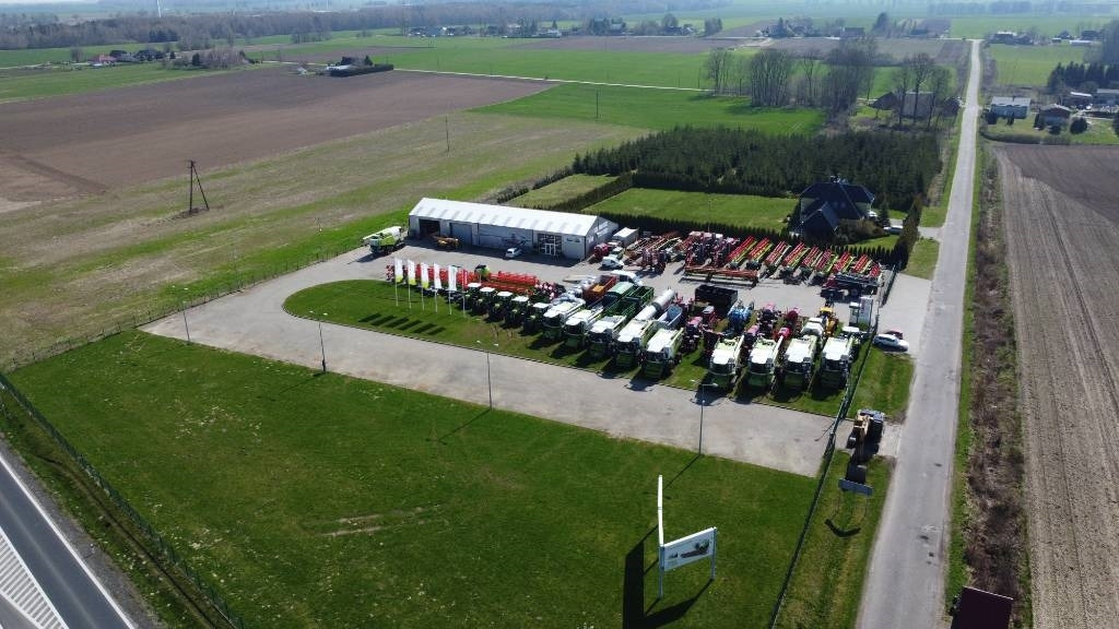 Claas LEXION 760TT /KILKANAŚCIE SZT. W OFERCIE - حصادة موحَّدة: صورة 3 Claas LEXION 760TT /KILKANAŚCIE SZT. W OFERCIE - حصادة موحَّدة: صورة 3