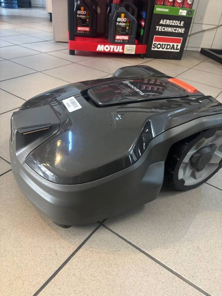 Husqvarna Automower 310 - جزازة أعشاب الحدائق: صورة 5 Husqvarna Automower 310 - جزازة أعشاب الحدائق: صورة 5