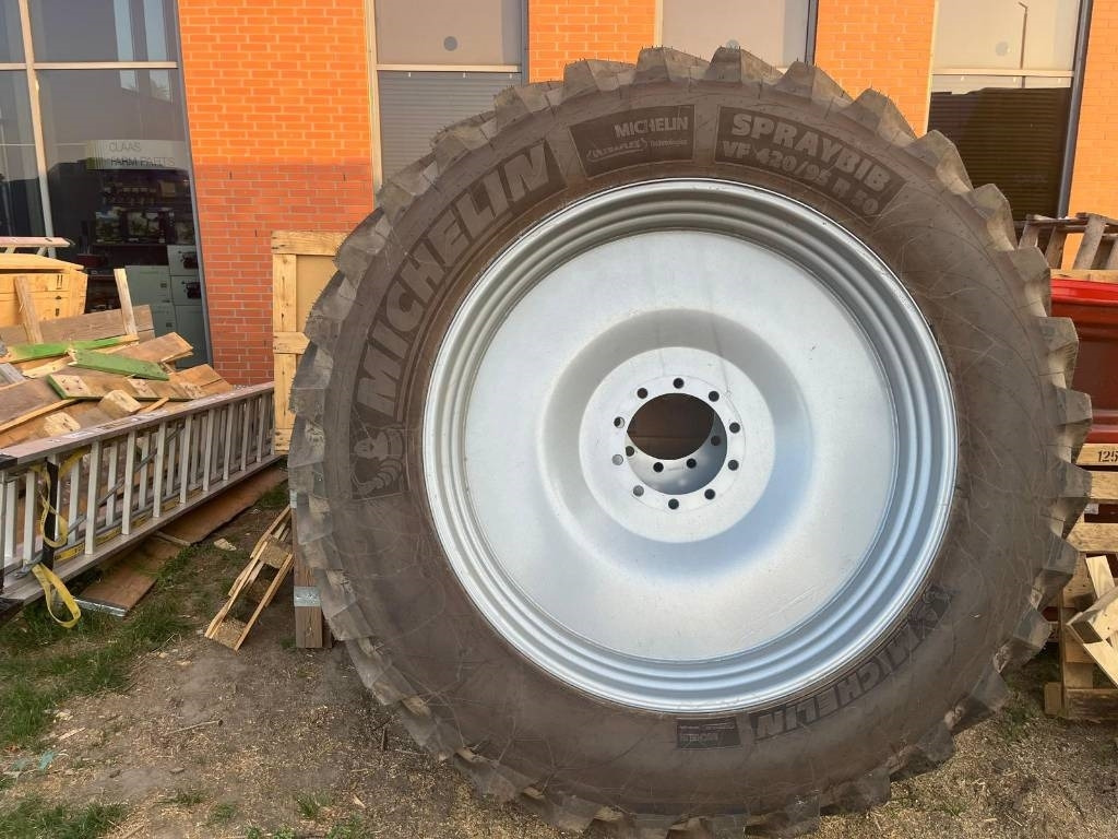 Michelin FELGA Z OPONĄ VF 420/95R50 CFO 179D/175E SPRAYBIB  - إطارات - الآلات الزراعية: صورة 2 Michelin FELGA Z OPONĄ VF 420/95R50 CFO 179D/175E SPRAYBIB  - إطارات - الآلات الزراعية: صورة 2