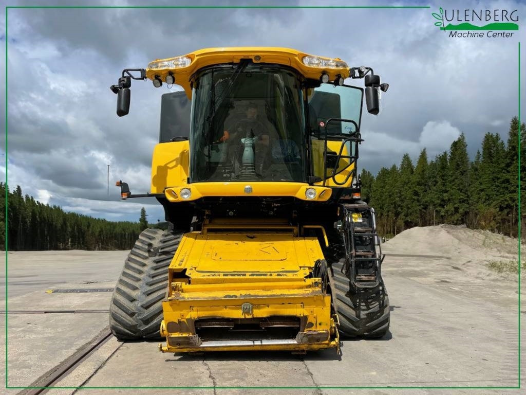 New Holland CR9090 - حصادة موحَّدة: صورة 2 New Holland CR9090 - حصادة موحَّدة: صورة 2