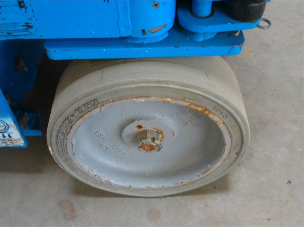 Genie GRC12 - الرأسي رفع الصاري: صورة 2 Genie GRC12 - الرأسي رفع الصاري: صورة 2