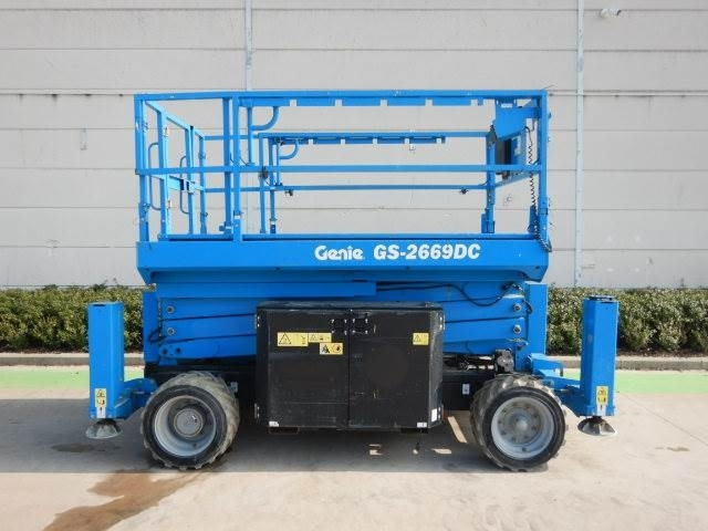 Genie GS2669DC - رافعة هيدروليكية مقصية: صورة 1 Genie GS2669DC - رافعة هيدروليكية مقصية: صورة 1