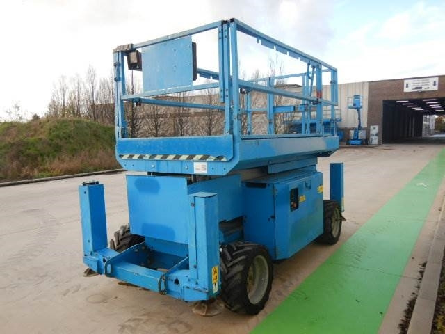 Genie GS2669RT - رافعة هيدروليكية مقصية: صورة 4 Genie GS2669RT - رافعة هيدروليكية مقصية: صورة 4