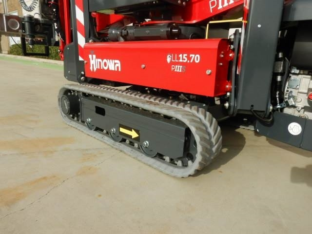 آلات البناء Hinowa LL1570: صورة 10