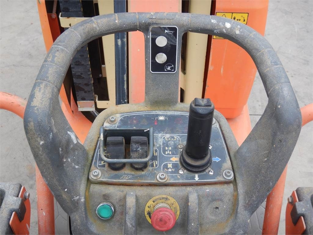 الرأسي رفع الصاري JLG Toucan 10E: صورة 9