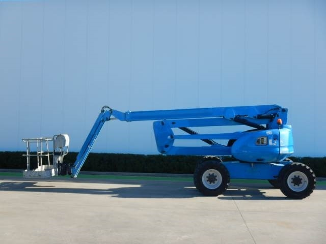 Manitou 200ATJ - شاحنة ذراع مفصلي: صورة 1 Manitou 200ATJ - شاحنة ذراع مفصلي: صورة 1