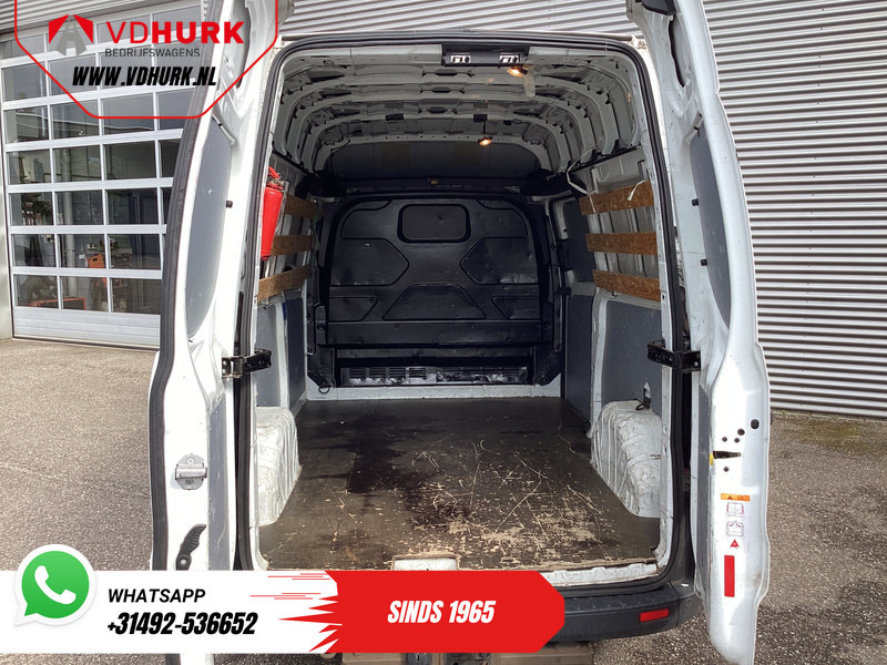 Ford Transit Custom 2.0 TDCI L2H2 Trend EXPORT ONLY Airco/ Cruise/ Camera/ Sidebars/ PDC/ Trekhaak - فان المدمجة: صورة 5 Ford Transit Custom 2.0 TDCI L2H2 Trend EXPORT ONLY Airco/ Cruise/ Camera/ Sidebars/ PDC/ Trekhaak - فان المدمجة: صورة 5