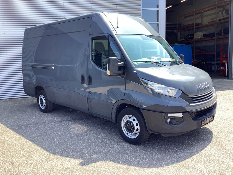 Iveco Daily 35S18V 3.0 180 pk ZF Aut. L2H2 352 EXPORT ONLY 3.5t Trekverm./ Gev.stoel/ Climate/ Camera/ Cruise/ Trekhaak - فان: صورة 1 Iveco Daily 35S18V 3.0 180 pk ZF Aut. L2H2 352 EXPORT ONLY 3.5t Trekverm./ Gev.stoel/ Climate/ Camera/ Cruise/ Trekhaak - فان: صورة 1