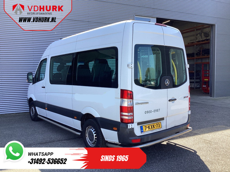 Mercedes-Benz Sprinter 313 2.2 CDI Aut. L2H2 € 10.648 Incl. BTW BPM VRIJ! Combi/ 9 Persoons/ Kombi/ 9P/ Airco/ Rolstoellift - حافلة صغيرة, ميكروباص: صورة 2 Mercedes-Benz Sprinter 313 2.2 CDI Aut. L2H2 € 10.648 Incl. BTW BPM VRIJ! Combi/ 9 Persoons/ Kombi/ 9P/ Airco/ Rolstoellift - حافلة صغيرة, ميكروباص: صورة 2