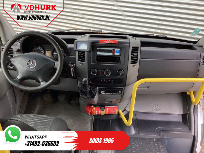 Mercedes-Benz Sprinter 313 2.2 CDI L2H2 € 10.164 Incl. BTW EXPORT ONLY Combi/ 9 Persoons/ Kombi/ 9P/ Airco/ Rolstoellift - حافلة صغيرة, ميكروباص: صورة 3 Mercedes-Benz Sprinter 313 2.2 CDI L2H2 € 10.164 Incl. BTW EXPORT ONLY Combi/ 9 Persoons/ Kombi/ 9P/ Airco/ Rolstoellift - حافلة صغيرة, ميكروباص: صورة 3