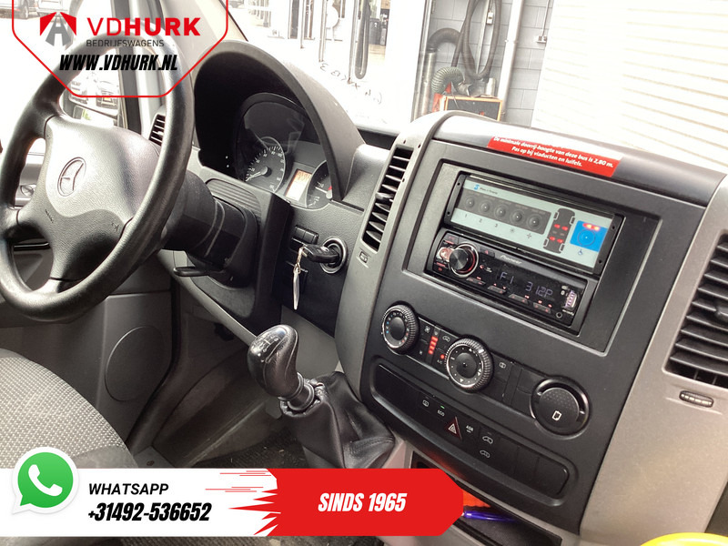 Mercedes-Benz Sprinter 313 2.2 CDI L2H2 €9.922 Incl. BTW BPM VRIJ! EXPORT ONLY Combi/ 9 Persoons/ Kombi/ 9P/ Airco/ Rolstoellift - حافلة صغيرة, ميكروباص: صورة 3 Mercedes-Benz Sprinter 313 2.2 CDI L2H2 €9.922 Incl. BTW BPM VRIJ! EXPORT ONLY Combi/ 9 Persoons/ Kombi/ 9P/ Airco/ Rolstoellift - حافلة صغيرة, ميكروباص: صورة 3