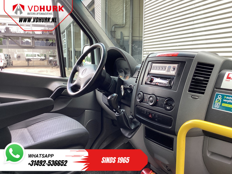 Mercedes-Benz Sprinter 313 2.2 CDI L2H2 €9.922 Incl. BTW BPM VRIJ! EXPORT ONLY Combi/ 9 Persoons/ Kombi/ 9P/ Airco/ Rolstoellift - حافلة صغيرة, ميكروباص: صورة 3 Mercedes-Benz Sprinter 313 2.2 CDI L2H2 €9.922 Incl. BTW BPM VRIJ! EXPORT ONLY Combi/ 9 Persoons/ Kombi/ 9P/ Airco/ Rolstoellift - حافلة صغيرة, ميكروباص: صورة 3