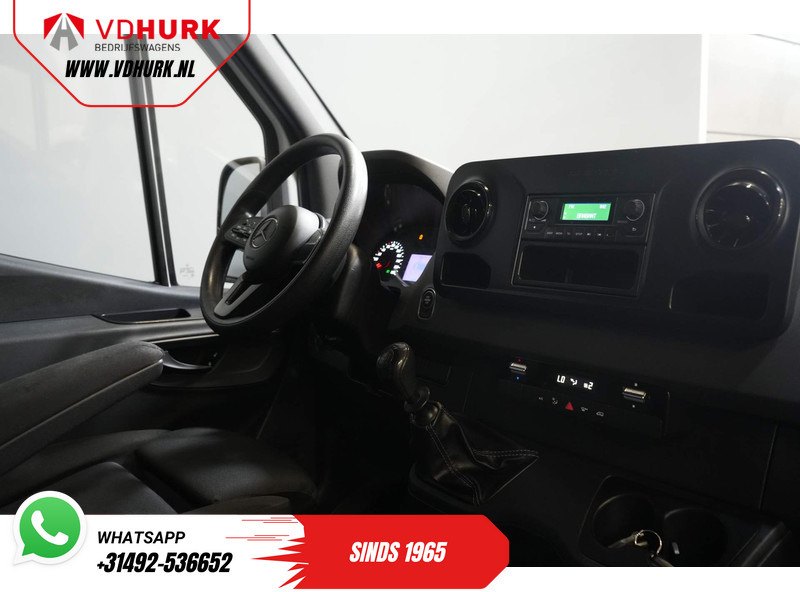 Mercedes-Benz Sprinter 314 2.2 CDI RWD EXPORT ONLY L2H2 Cruise/ Airco/ Trekhaak - فان: صورة 3 Mercedes-Benz Sprinter 314 2.2 CDI RWD EXPORT ONLY L2H2 Cruise/ Airco/ Trekhaak - فان: صورة 3