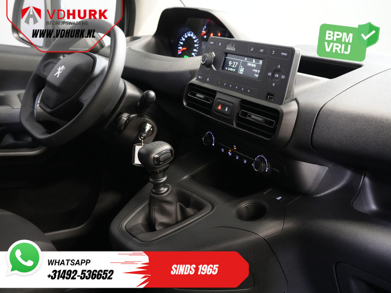 Peugeot Partner 1.2 Turbo 110 pk BPM VRIJ/ BENZINE/ PDC/ Cruise/ Airco - فان المدمجة: صورة 3 Peugeot Partner 1.2 Turbo 110 pk BPM VRIJ/ BENZINE/ PDC/ Cruise/ Airco - فان المدمجة: صورة 3