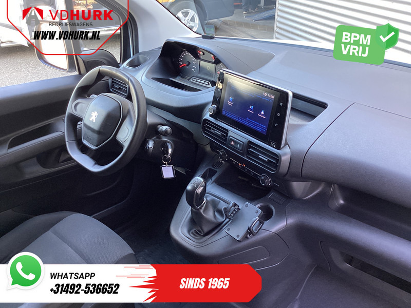 Peugeot Partner 1.5 HDI 100 pk EXPORT ONLY BOTT/ Carplay/ PDC/ Cruise/ Trekhaak/ Airco - فان المدمجة: صورة 3 Peugeot Partner 1.5 HDI 100 pk EXPORT ONLY BOTT/ Carplay/ PDC/ Cruise/ Trekhaak/ Airco - فان المدمجة: صورة 3