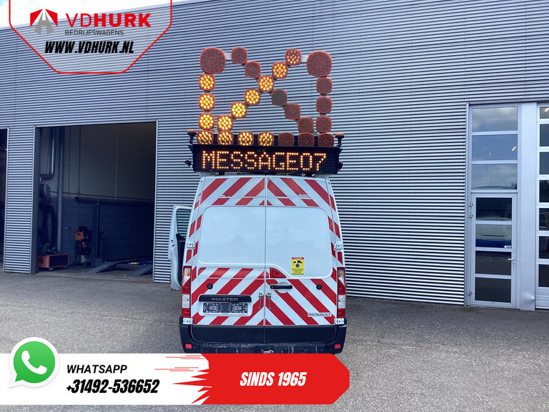 Renault Master 2.3 dCi 145 PK L3H2 EXPORT ONLY Chevron/ Safety/ Airco/ Cruise/ Camera /Service Vehicle/ Trekhaak - فان: صورة 5 Renault Master 2.3 dCi 145 PK L3H2 EXPORT ONLY Chevron/ Safety/ Airco/ Cruise/ Camera /Service Vehicle/ Trekhaak - فان: صورة 5