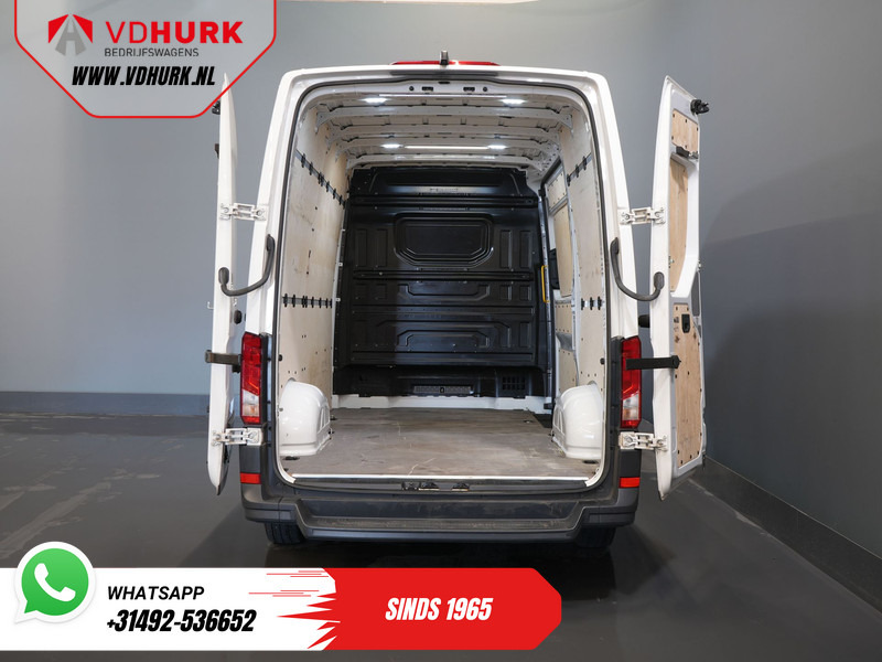Volkswagen Crafter 35 2.0 TDI 140 pk L3H3 BPM VRIJ! 270Gr. Deuren/ Carplay/ Climate/ Camera/ Cruise - فان: صورة 5 Volkswagen Crafter 35 2.0 TDI 140 pk L3H3 BPM VRIJ! 270Gr. Deuren/ Carplay/ Climate/ Camera/ Cruise - فان: صورة 5