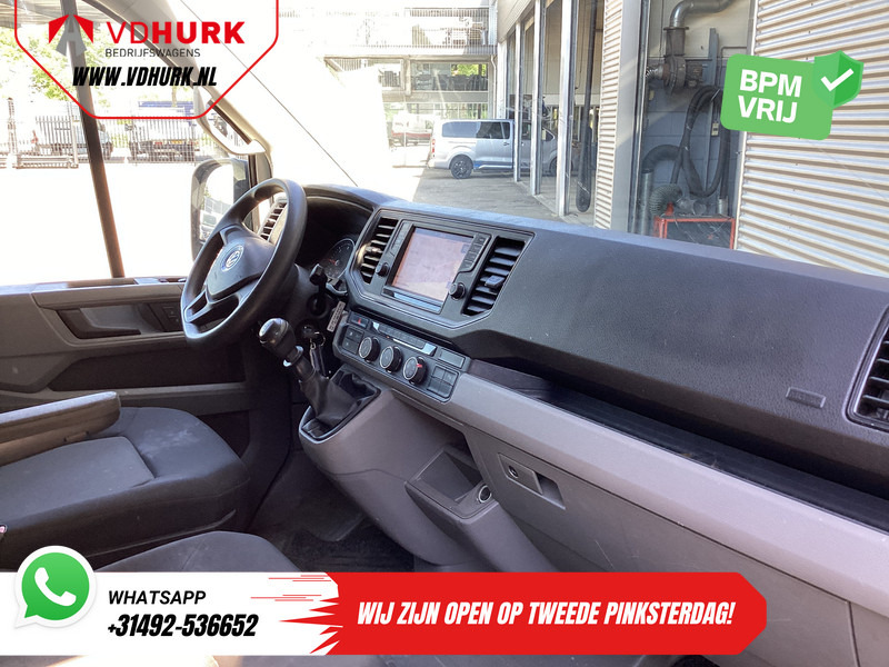 Volkswagen Crafter 35 2.0 TDI 140 pk L3H3 EXPORT ONLY Carplay/ Alarm/ Airco/ DAB+/ Cruise/ Navi/ Trekhaak/ PDC - فان: صورة 3 Volkswagen Crafter 35 2.0 TDI 140 pk L3H3 EXPORT ONLY Carplay/ Alarm/ Airco/ DAB+/ Cruise/ Navi/ Trekhaak/ PDC - فان: صورة 3