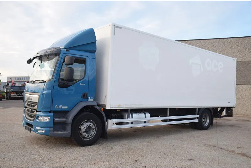 DAF LF 280 - شاحنة مقفلة: صورة 3 DAF LF 280 - شاحنة مقفلة: صورة 3