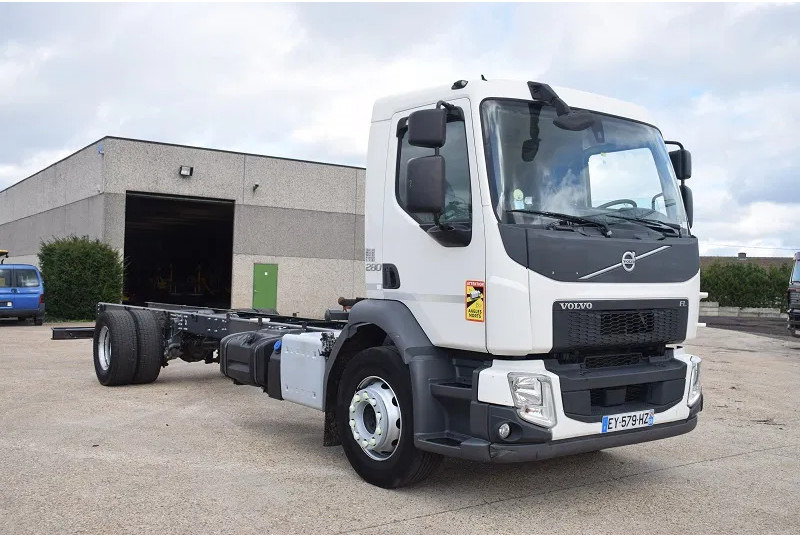 Diversen Volvo FL280 - شاحنة هيكل كابينة: صورة 2 Diversen Volvo FL280 - شاحنة هيكل كابينة: صورة 2