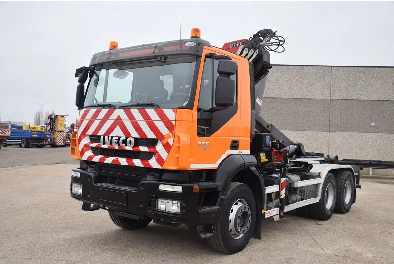 Iveco Trakker 260T36 31.000 km ! - شاحنة ذات خطاف, شاحنة كرين: صورة 4 Iveco Trakker 260T36 31.000 km ! - شاحنة ذات خطاف, شاحنة كرين: صورة 4