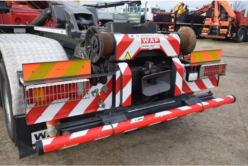 شاحنة ذات خطاف Iveco Trakker AD260T36: صورة 12