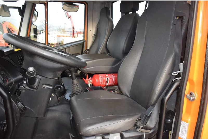 شاحنة ذات خطاف Iveco Trakker AD260T36: صورة 8