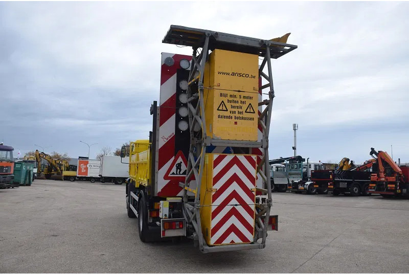 MAN Man L280 B - Shock Absorber - شاحنة قلاب: صورة 5 MAN Man L280 B - Shock Absorber - شاحنة قلاب: صورة 5