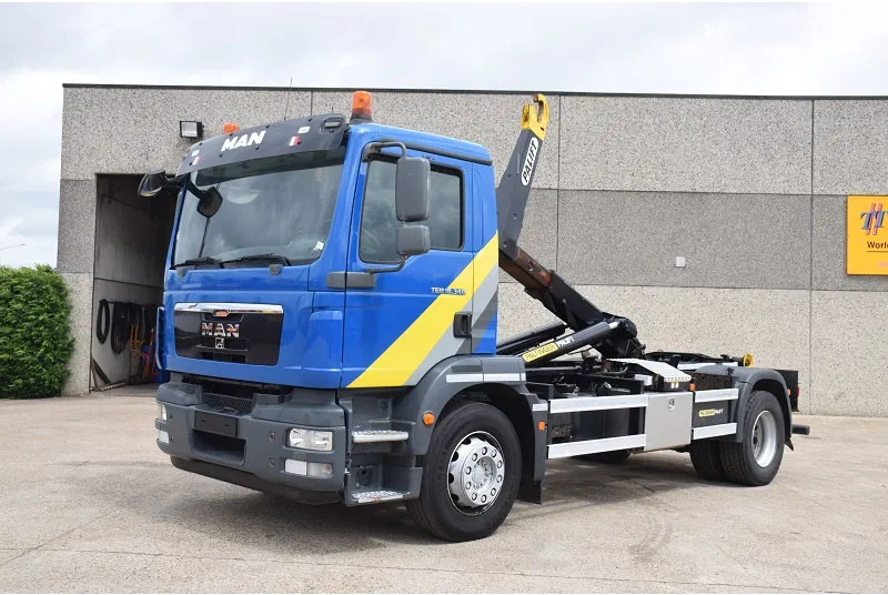 MAN TGM 18.340 - شاحنة ذات خطاف: صورة 2 MAN TGM 18.340 - شاحنة ذات خطاف: صورة 2