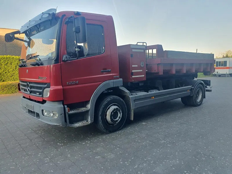Mercedes-Benz Atego 1224 - شاحنة ذات خطاف: صورة 4 Mercedes-Benz Atego 1224 - شاحنة ذات خطاف: صورة 4